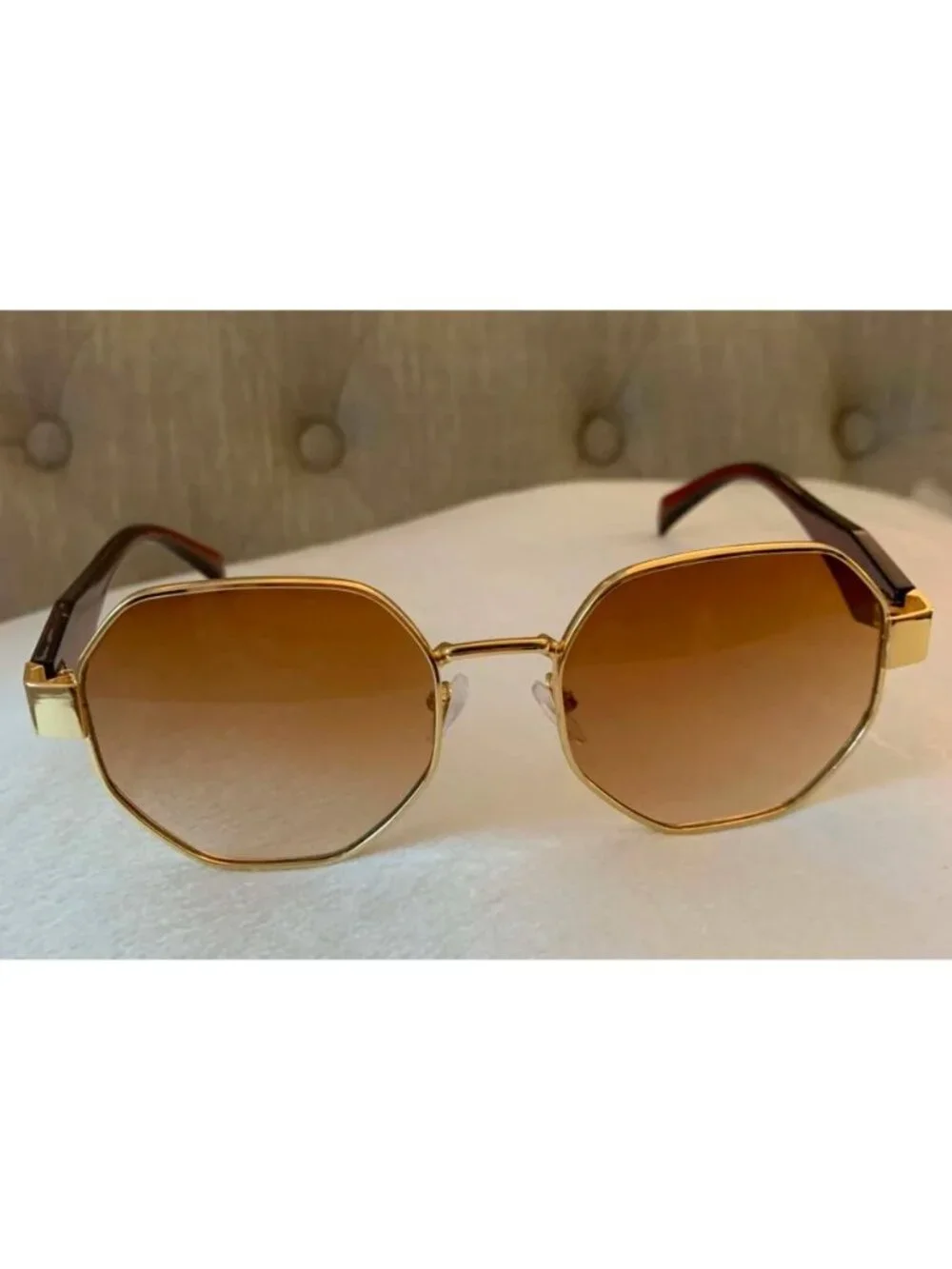 Unisex Vintage Style Octagonal Gold Frame Sunglasses W/ Gradient Tea Brown Lense
